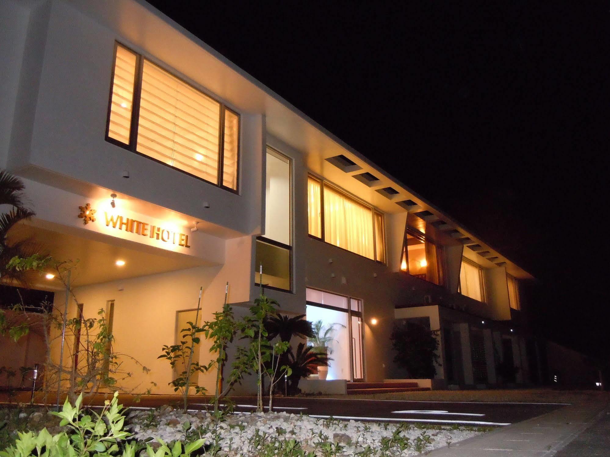 Hotel Mtb Motobu Extérieur photo